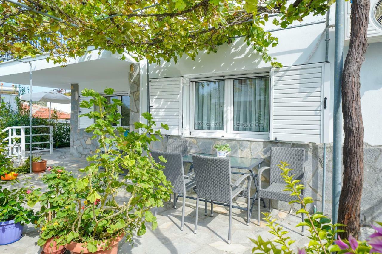 Thomas Apartments Skála Marión 外观 照片