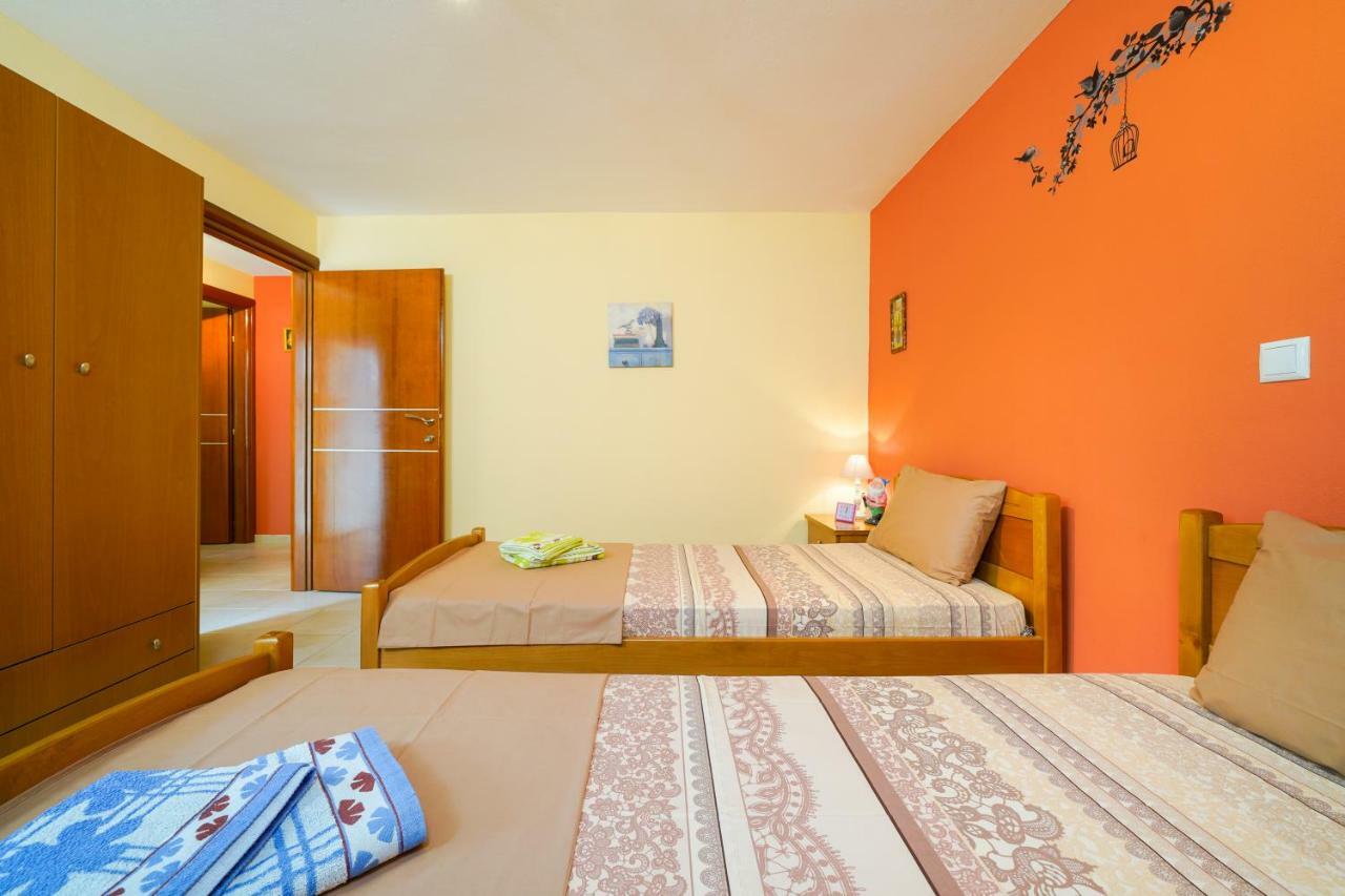Thomas Apartments Skála Marión 外观 照片