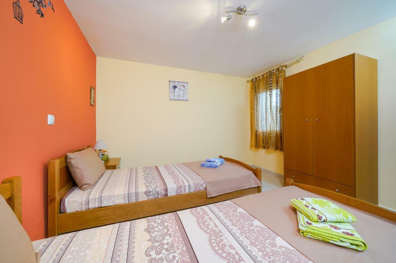Thomas Apartments Skála Marión 外观 照片